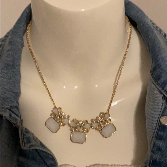 Banana Republic necklace - Picture 3 of 3